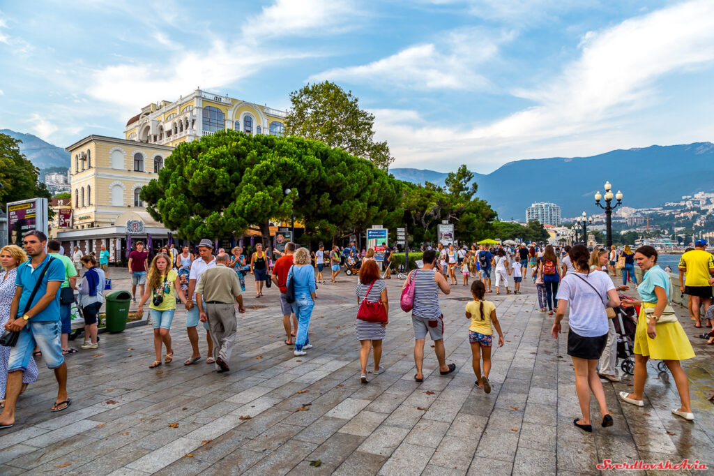 Фото 5 — Ялта: шопинг и рынки