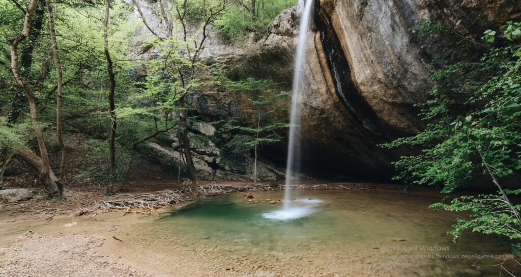 Фото 13 — Крымские водопады и пещеры